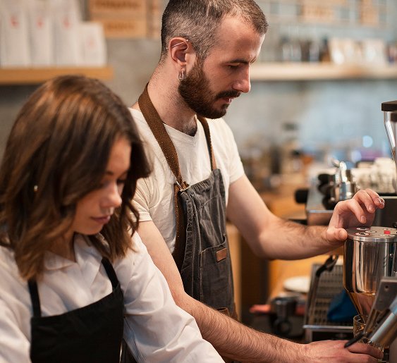 baristas-working